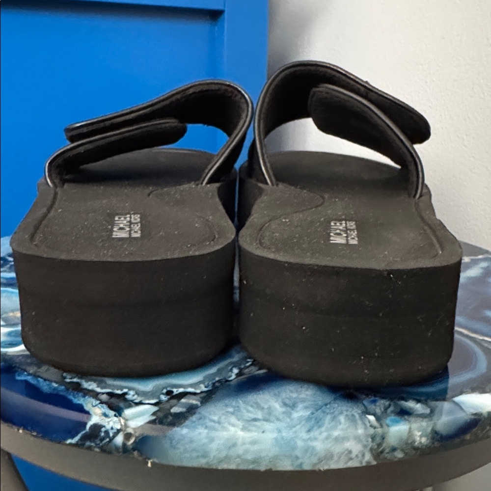 Michael Kors Logo Platform Slide - Picture 6 of 11